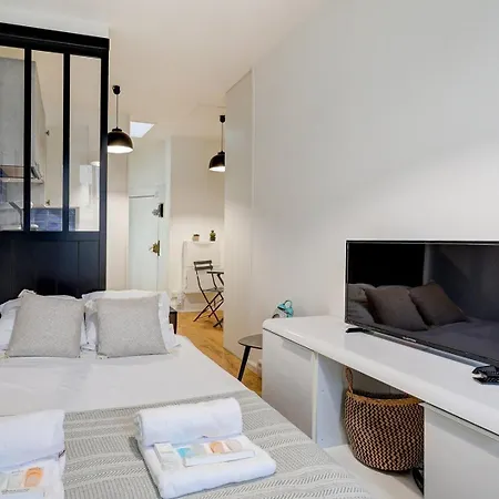 546 Celine - Superb Studio In Апартаменты